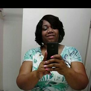Meet your Posher, Tahesia